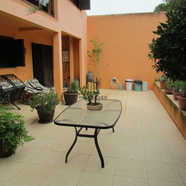 Casa para Venda - 340m², 4 dormitórios, sendo 2 suites, 3 vagas - Jardim Isabel