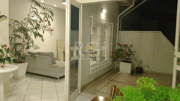 Casa em Condomínio 4 dormitórios à venda Cristal Porto Alegre/RS