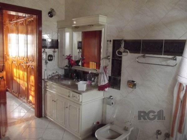 Casa para Venda - 320m², 4 dormitórios, sendo 1 suites, Vila Nova