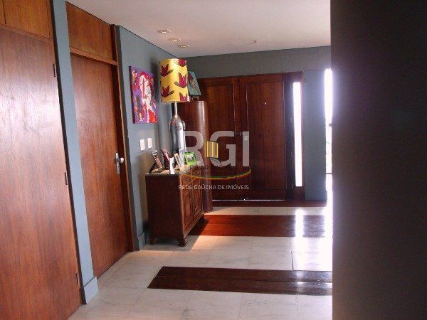 Casa para Venda - 700m², 4 dormitórios, sendo 4 suites, 6 vagas - Vila Conceição