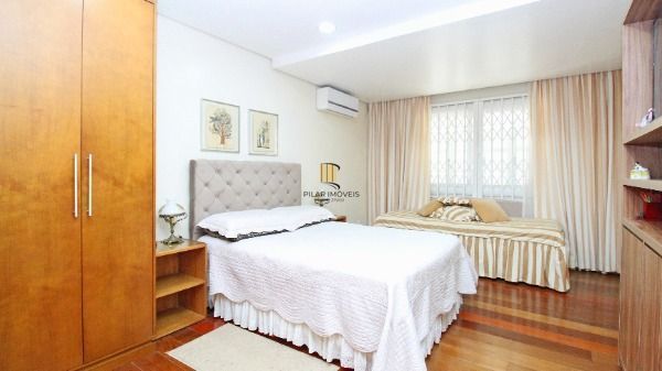 Casa Condominio em Porto Alegre, no bairro Cascata, com 3 dormitório(s), e 3 ban