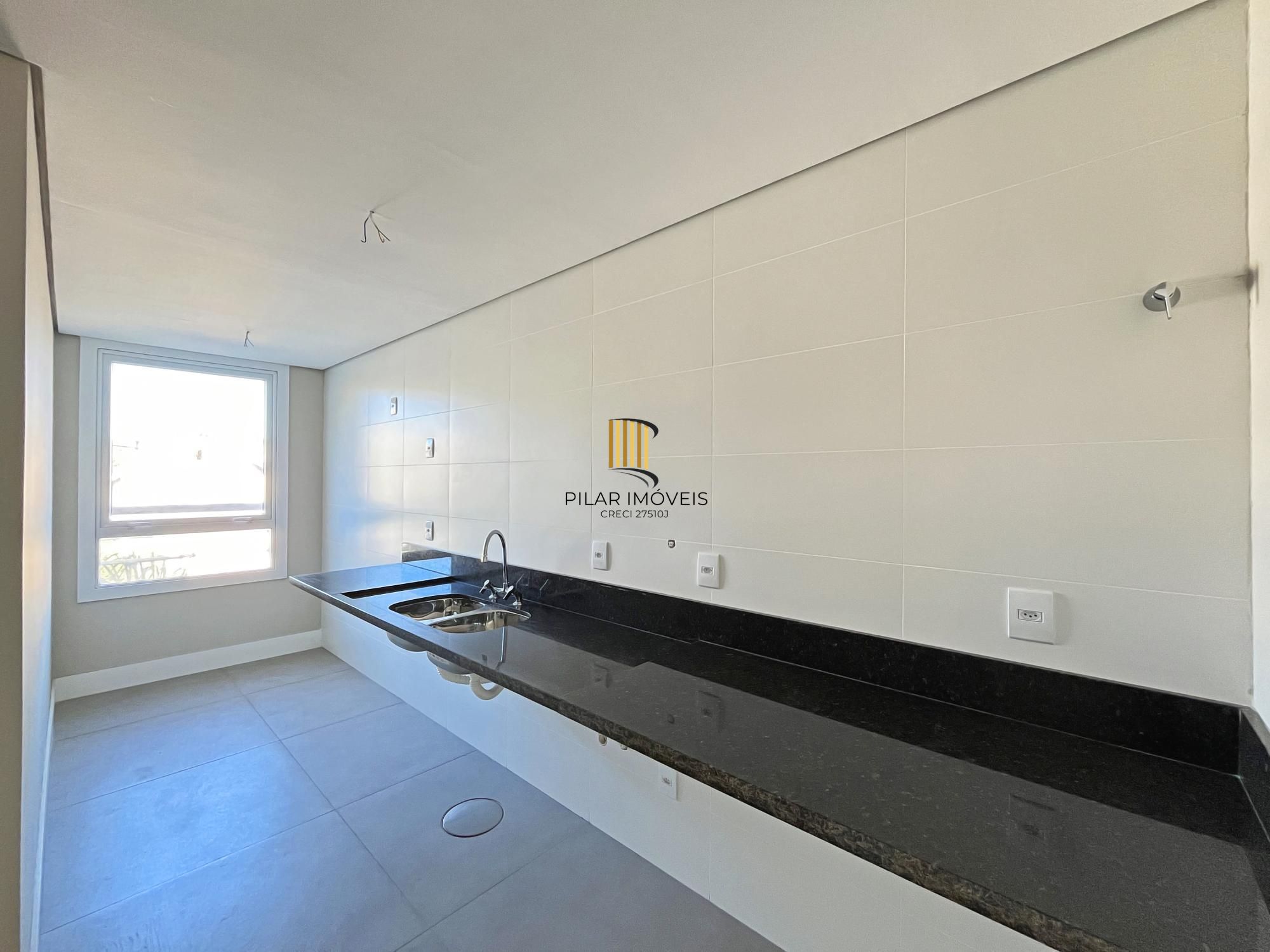 Apartamento com 3 dormitórios sendo 3 suíte á venda Bairro Cristal.