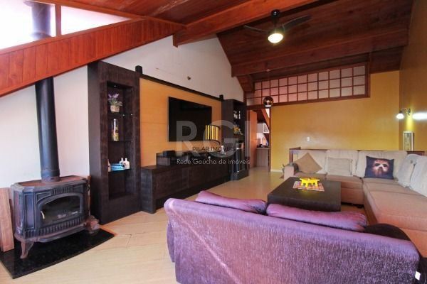 Casa para Venda - 154m², 3 dormitórios, sendo 1 suites, 4 vagas - Ipanema