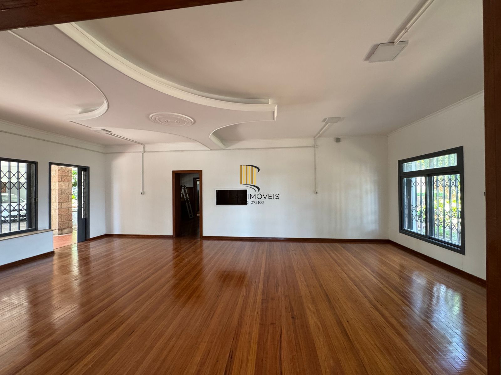 Tristeza -Imóvel único- Terreno 3658 m² privativos, casa 500m², 5d, reformada