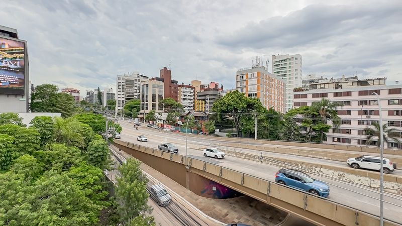 Cobertura 3 dormitórios à venda Três Figueiras Porto Alegre/RS