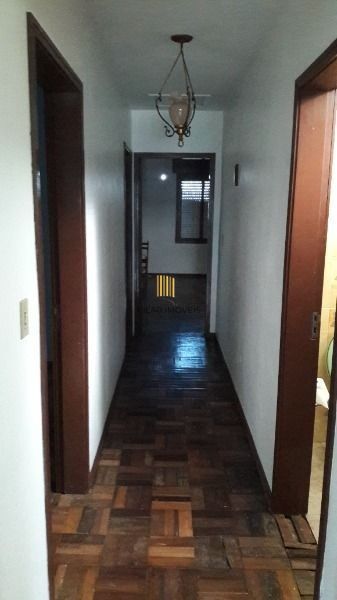 Casa para Venda - 200m², 3 dormitórios, sendo 1 suites, 4 vagas - Ipanema