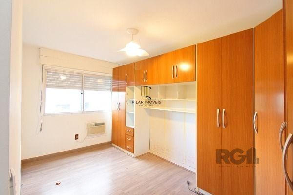 Apartamento em Porto Alegre, no bairro Cristal, com 2 dormitório(s), 1 vaga por 