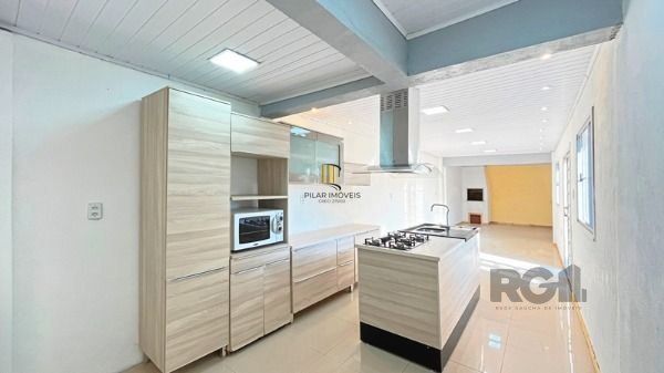 Casa em Porto Alegre, no bairro Restinga, com 2 dormitório(s),