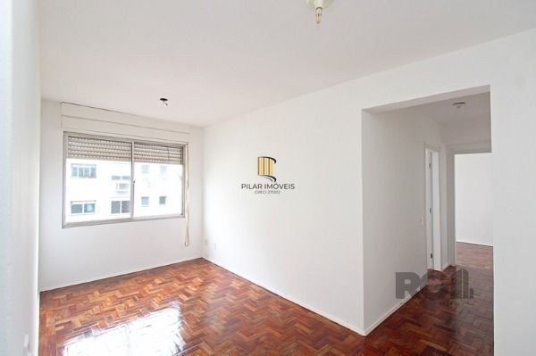 Apartamento em Porto Alegre, no bairro Tristeza, com 2 dormitório(s), e 2 banhei