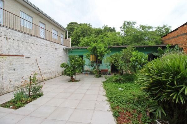 Casa para Venda - 399m², 4 dormitórios, sendo 1 suites, 6 vagas - Vila Nova