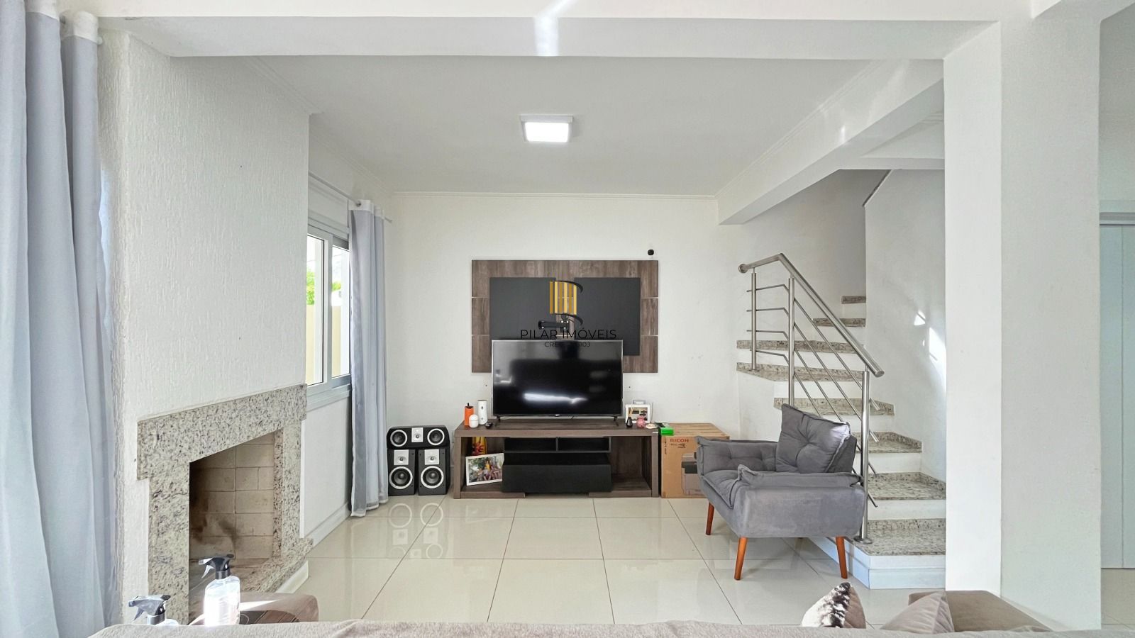 Casa de Condomínio 3 dormitórios no bairro Hípica