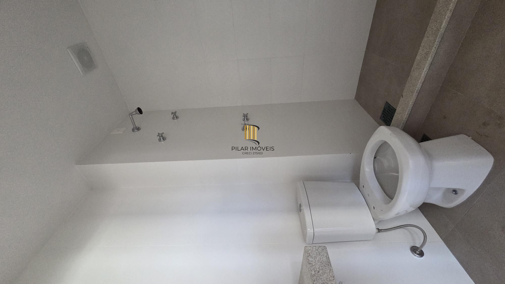 Excelente apartamento studio com 1 dormitório e 1 vaga de garagem em sofisticado condomínio.