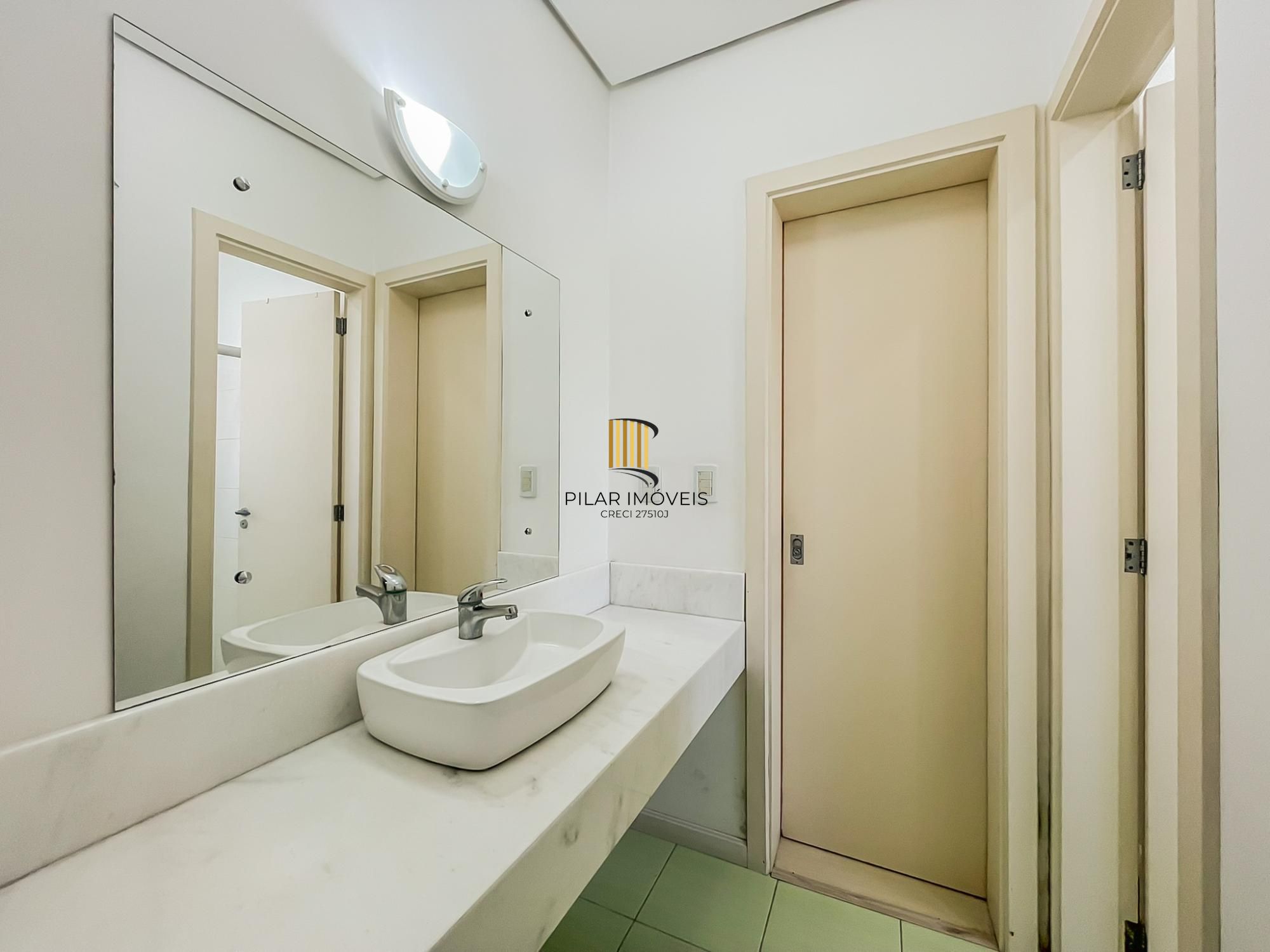 Casa 3 dormitórios no bairro Cristal