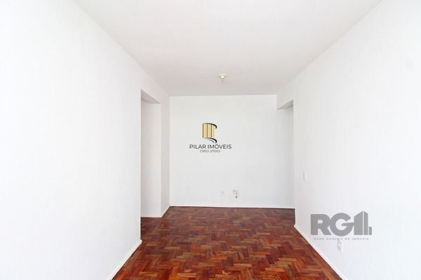 Apartamento em Porto Alegre, no bairro Tristeza, com 2 dormitório(s), e 2 banhei
