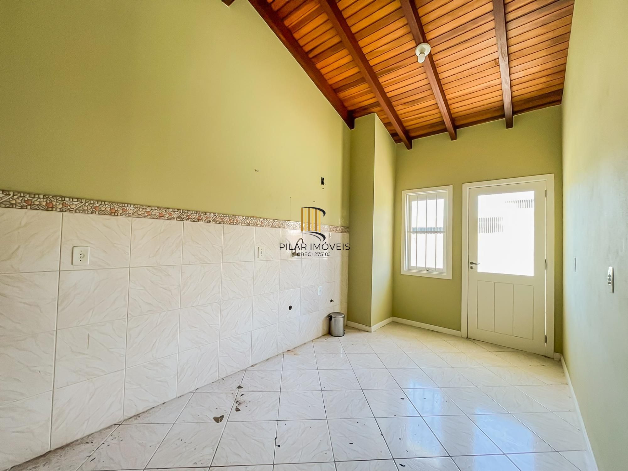 Casa 3 dormitórios no bairro Cristal