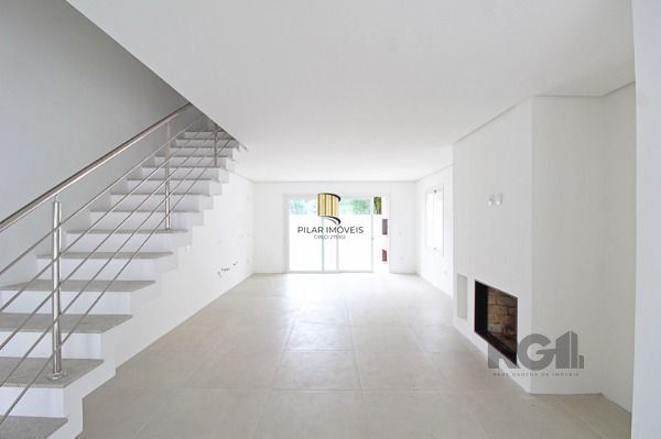 Casa em Porto Alegre, no bairro Vila Conceição, com 3 dormitório(s), à venda.