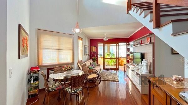 Ótima Cobertura Duplex com 233,00 m² Privativos no Miolo do Bairro Tristeza