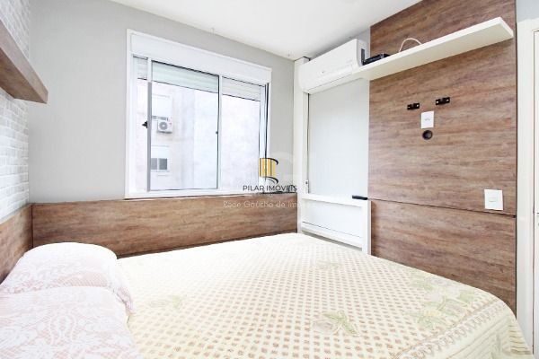 Apartamento em Porto Alegre, no bairro Cavalhada, com 2 dormitório(s), e 2 banhe