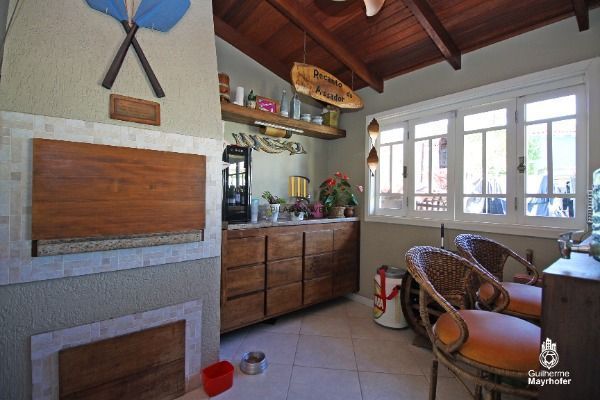 Casa para Venda - 219.05m², 3 dormitórios, sendo 1 suites, 2 vagas - Bahamas