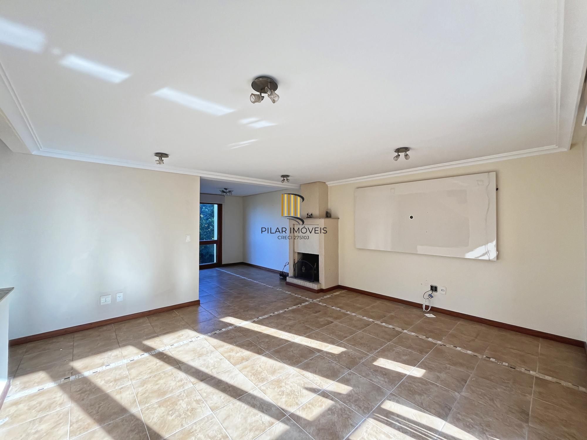 Casa em Condomínio no Jardim Isabel com 270m², 3 dormitórios, 4 vagas