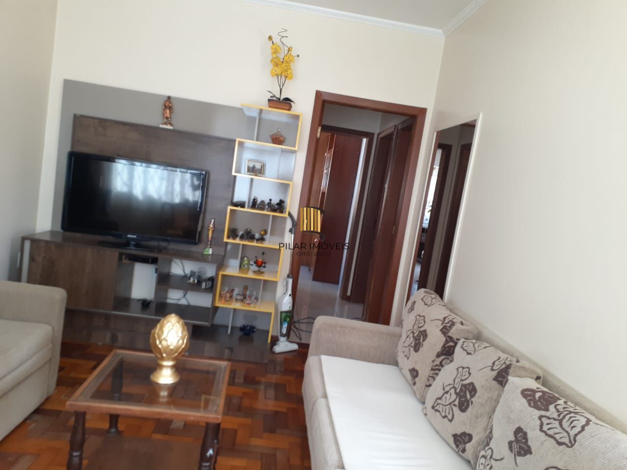 Ótima casa com 4 dormitórios no bairro Partenon.