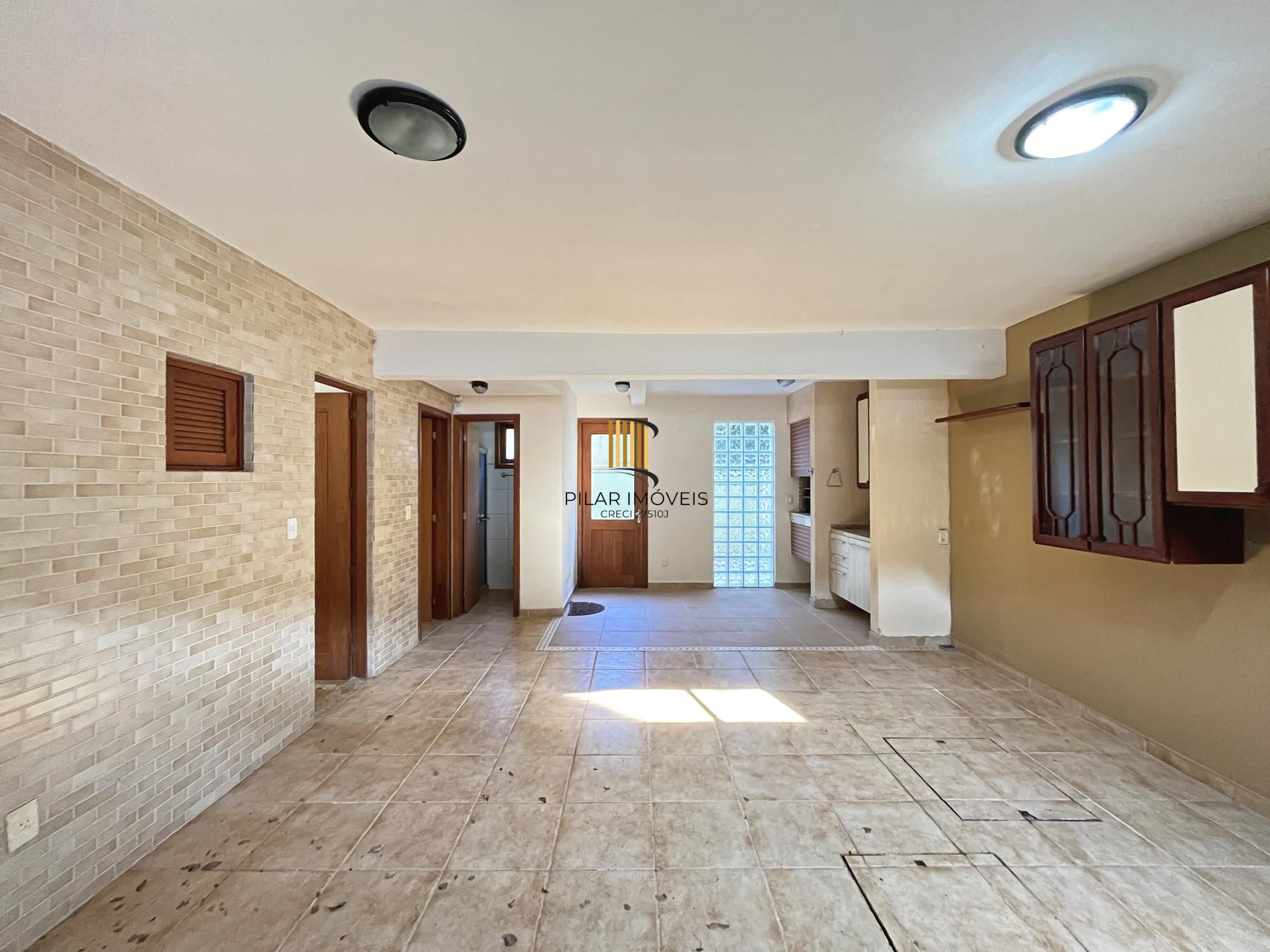 Casa em Condomínio no Jardim Isabel com 270m², 3 dormitórios, 4 vagas