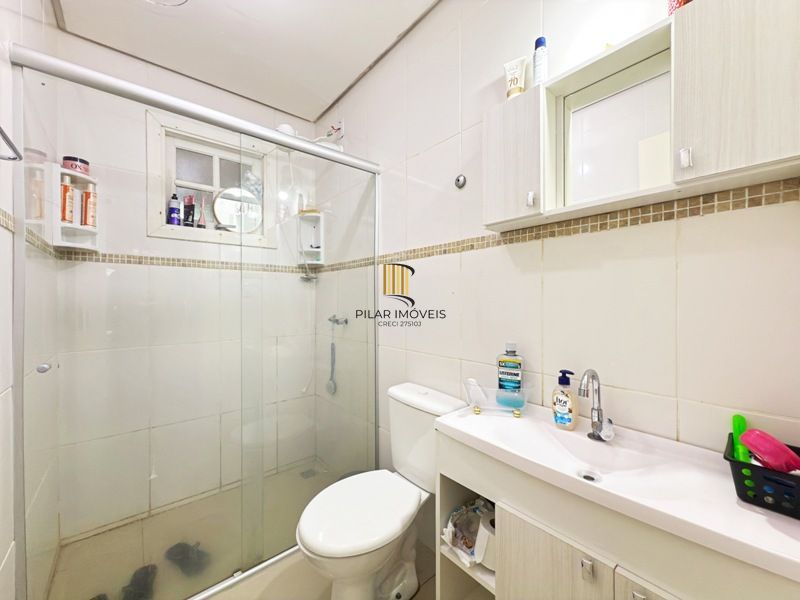 Casa 2 dormitórios no bairro Hípica