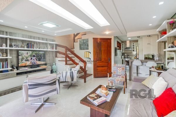 Casa Condominio em Porto Alegre, no bairro Vila Conceição, com 3 dormitório(s), 