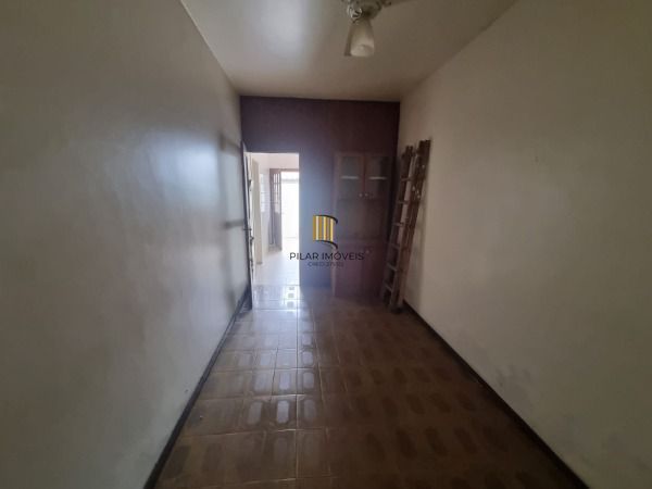 Casa 4 dormitórios à venda Camaquã Porto Alegre/RS