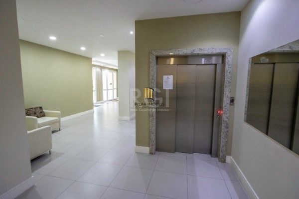 Apartamento em Porto Alegre, no bairro Tristeza, com 2 dormitório(s), e 2 banhei