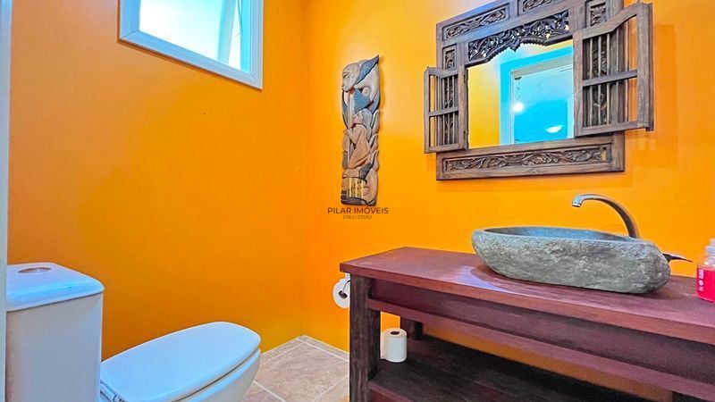 No condomínio Mountain Ville Residência 3 dormitórios.