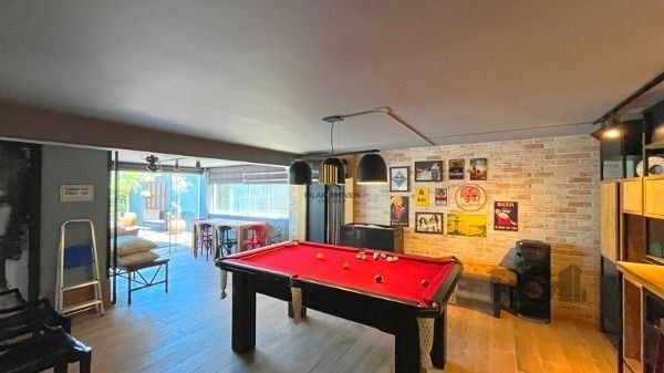 Casa em Porto Alegre, no bairro Aberta dos Morros, com 3 dormitório(s), e 3 banh