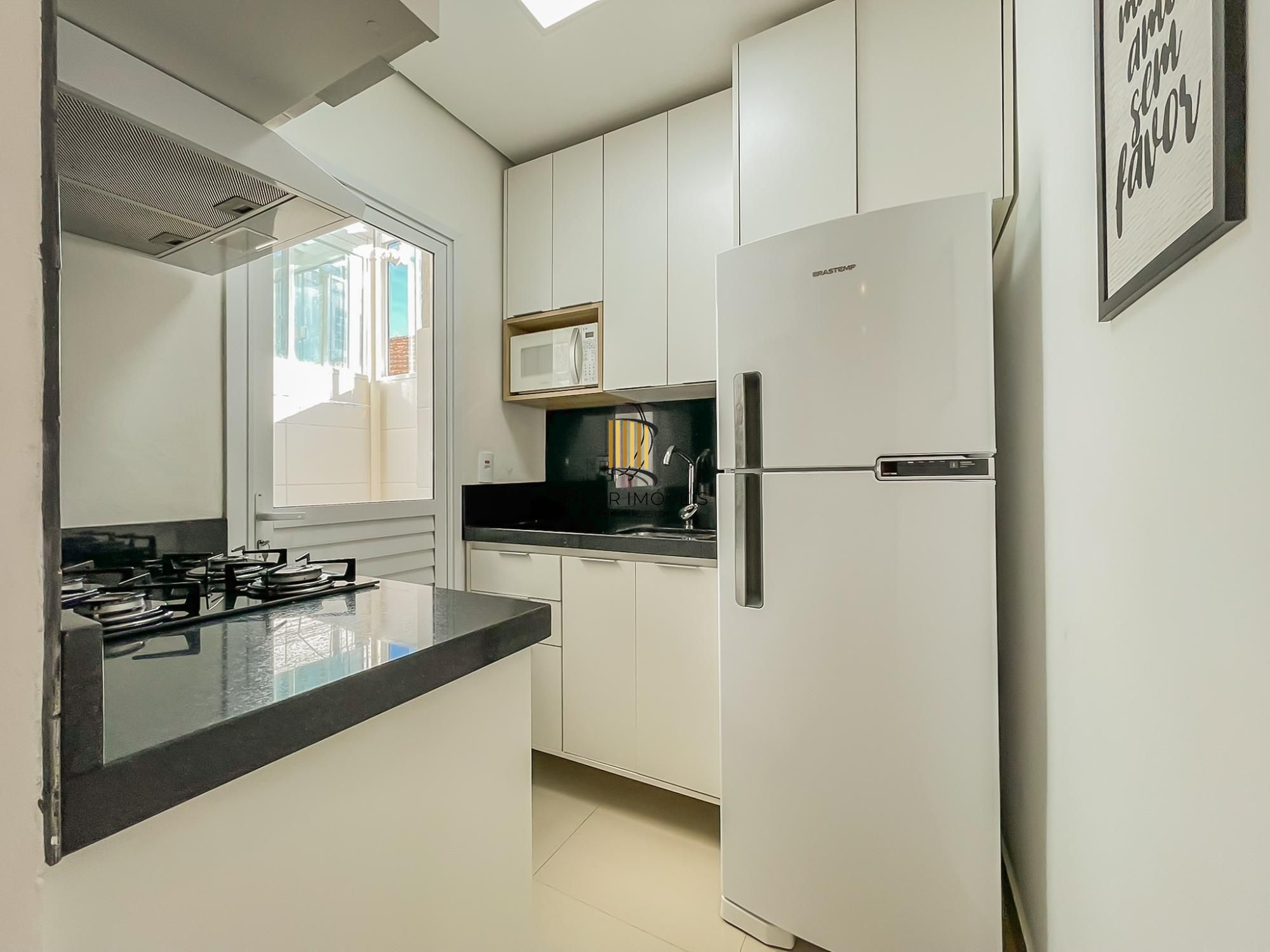 Excelente sobrado em condomínio na Tristeza