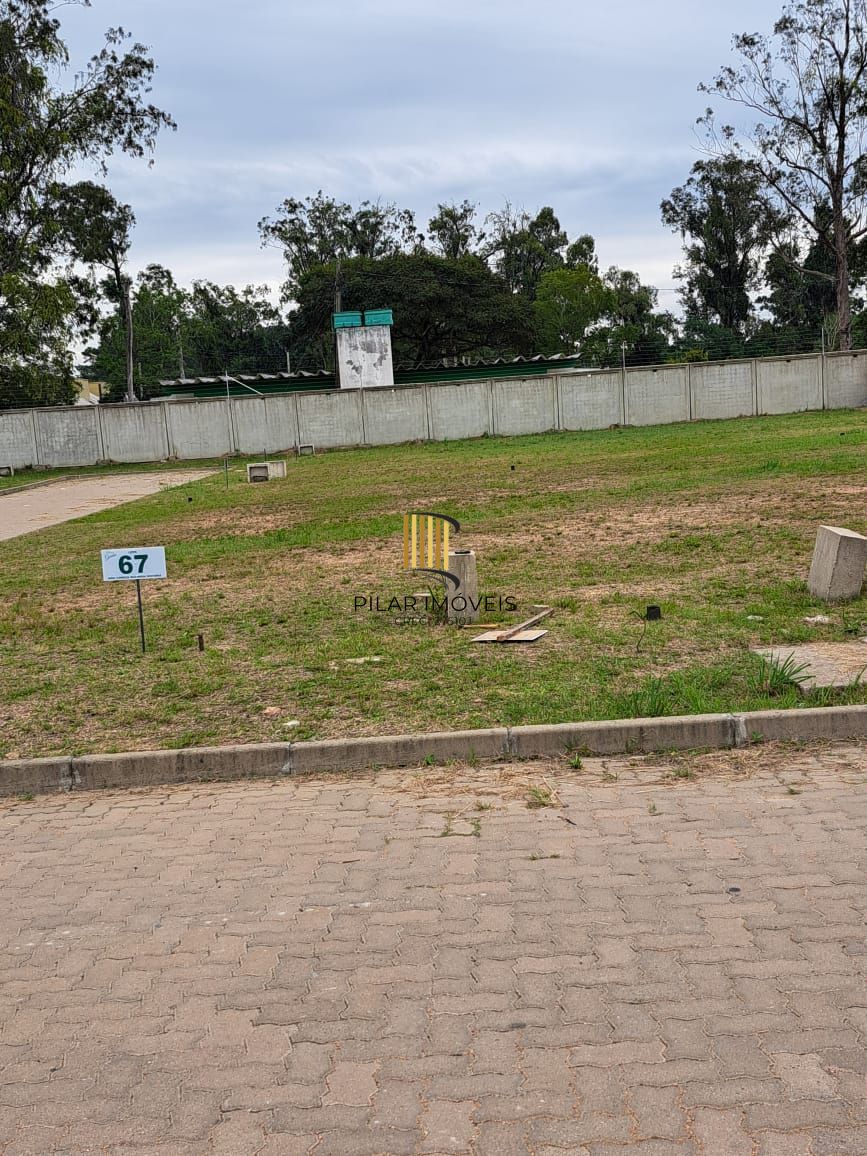 Terreno em condomínio fechado 7x21m² clube com piscina, academia e playground.