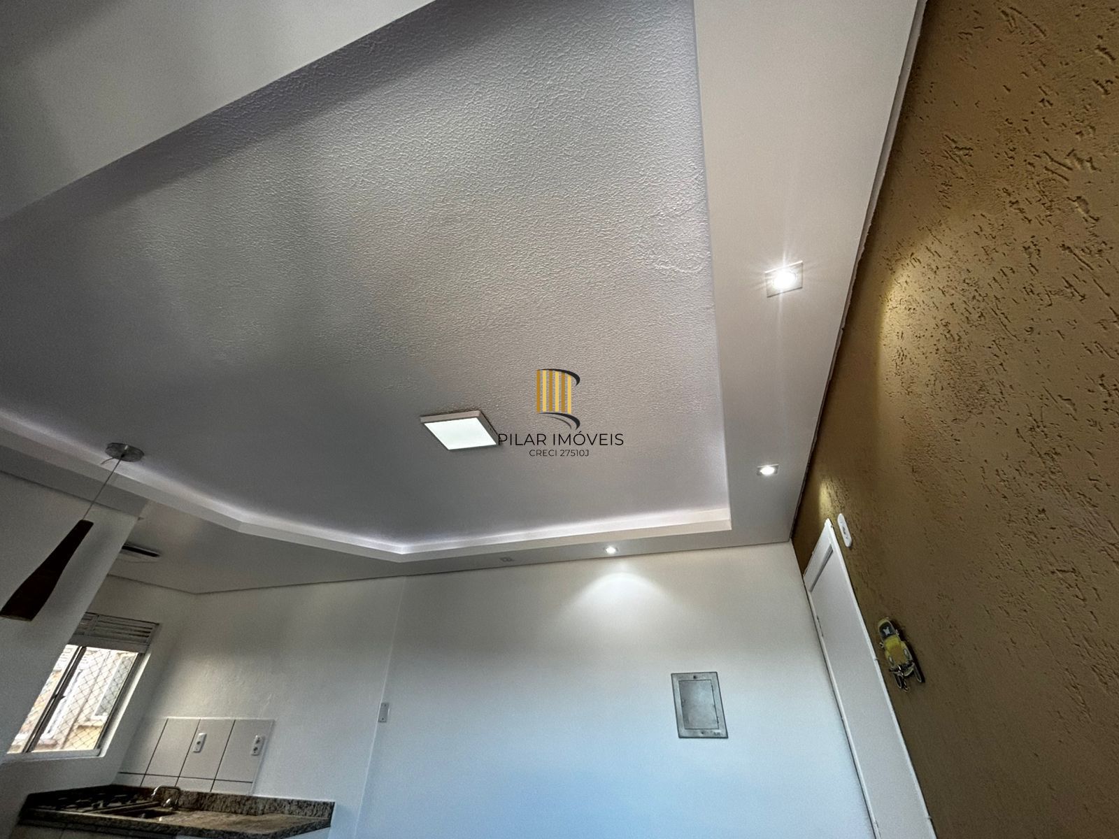 Apartamento 2dorm, sala/cozinha, banheiro. Aceita venda assistida!