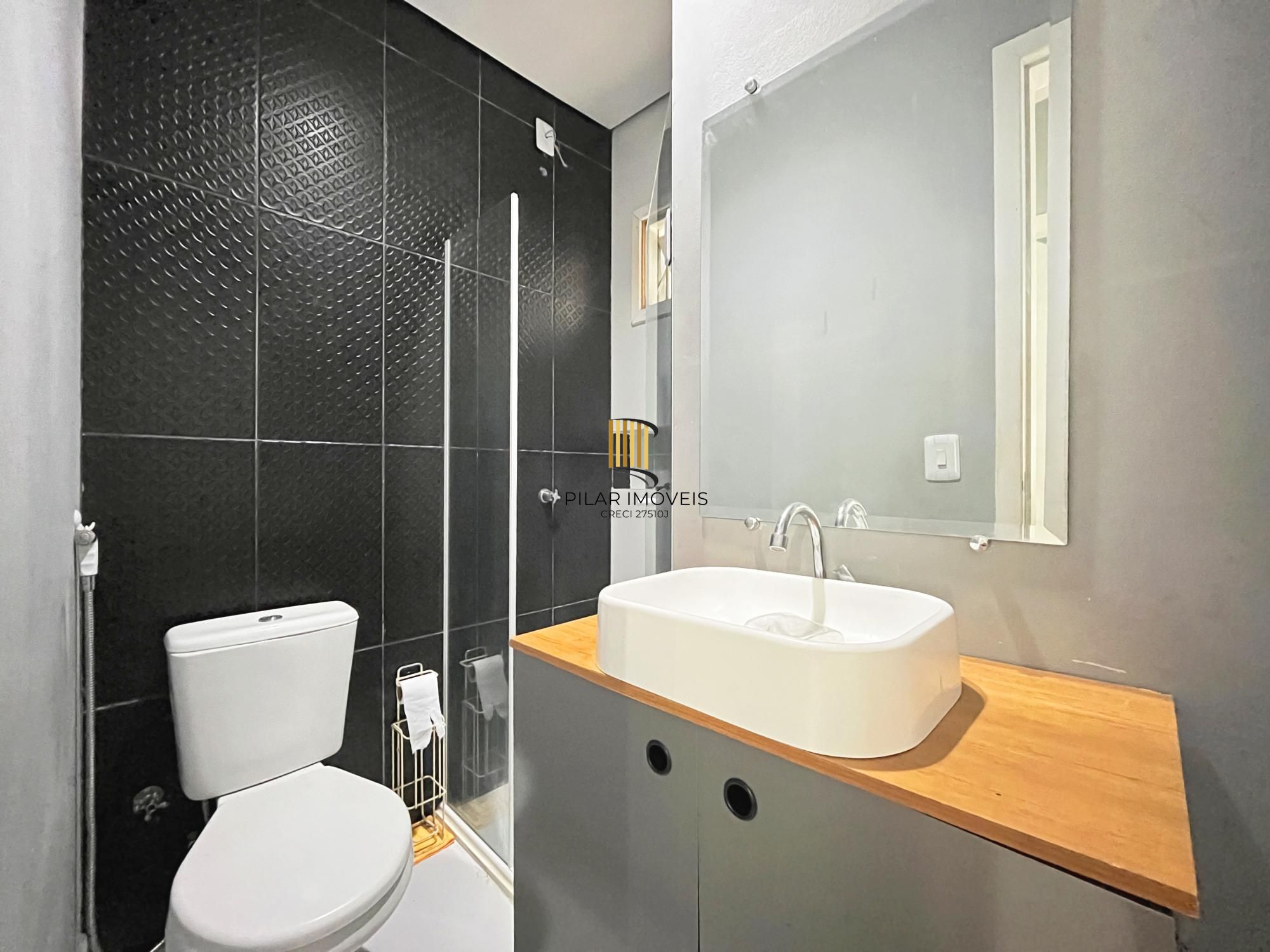 Casa para Venda - 70m², 2 dormitórios, 2 vagas - Hípica