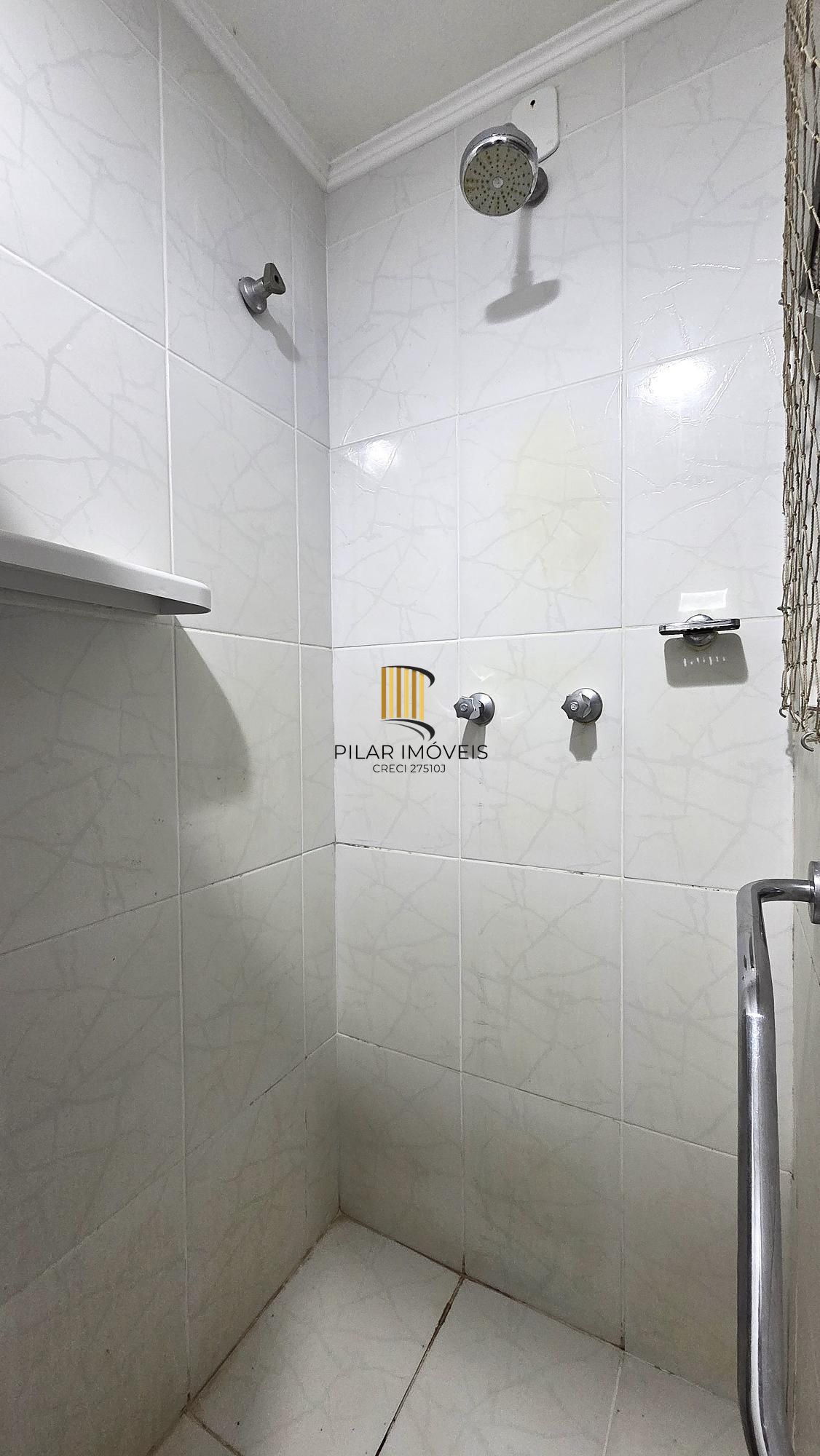 Excelente apartamento de 42m² privativos, com 1 dormitório e ótima localização na Av. Otto Niemeyer, ao lado do Zaffari.