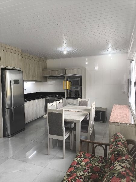 Casa em Tavares, no bairro Centro, com 2 dormitório(s), e 2 banheiros, à venda.