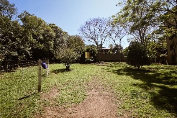 Apartamento em Porto Alegre, no bairro Vila Nova, com 2 dormitório(s), e 2 banhe