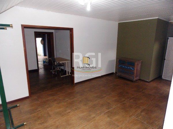 Casa Condominio para Venda - 220m², 3 dormitórios, sendo 1 suites, 4 vagas - Híp