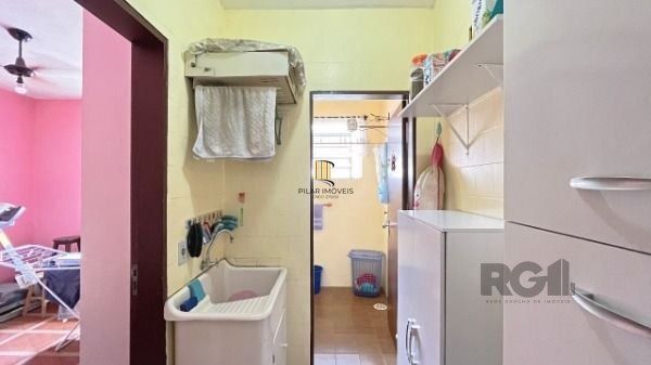 Casa para Venda - 177.5m², 3 dormitórios, 3 vagas - Cavalhada