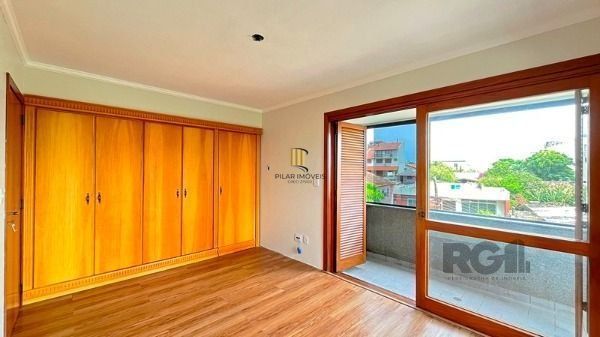 Apartamento em Porto Alegre, no bairro Santa Tereza, com 3 dormitório(s),