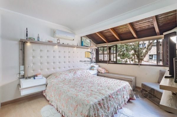 Casa Condominio em Porto Alegre, no bairro Vila Conceição, com 3 dormitório(s), 