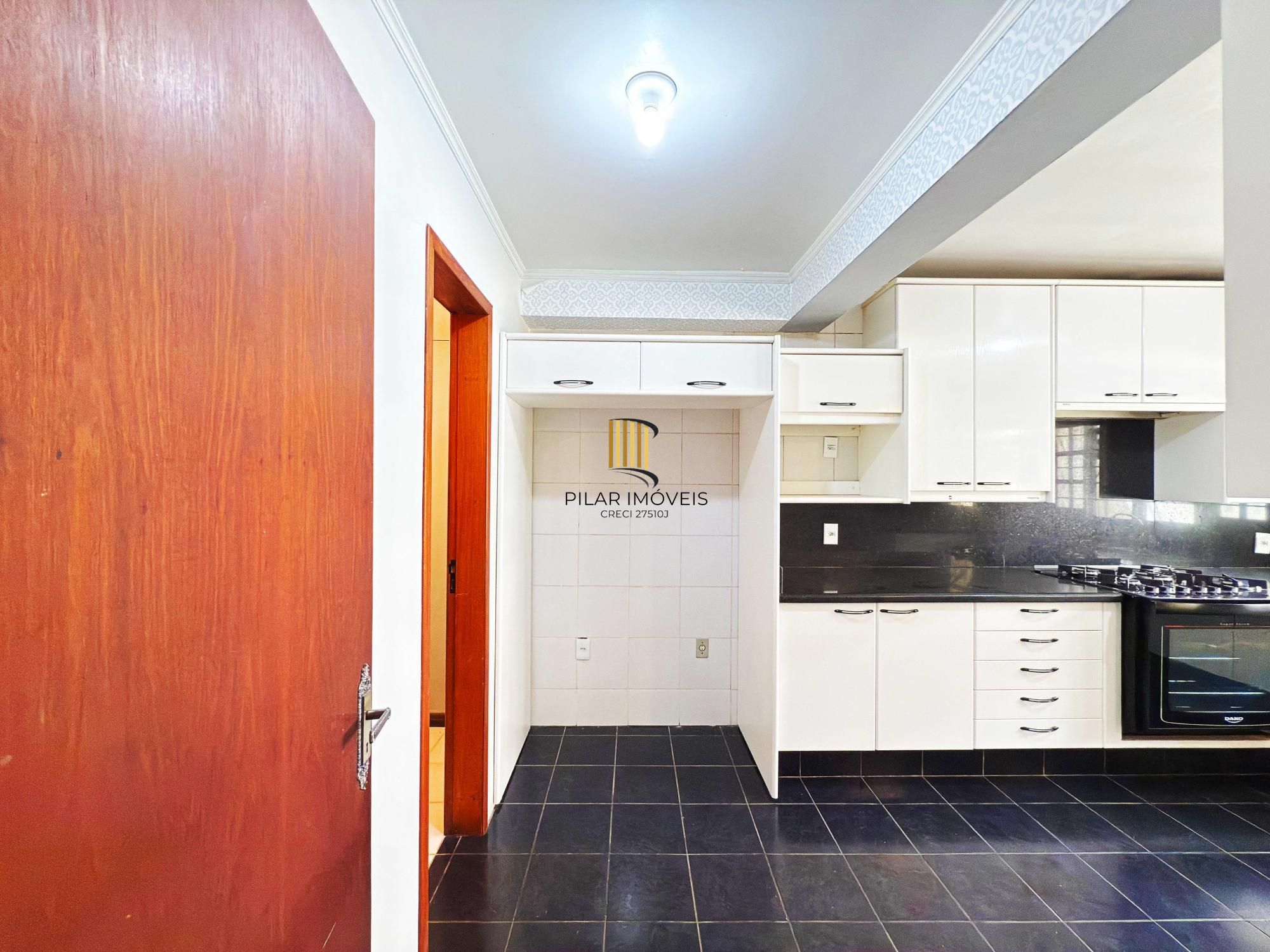 Casa 4 dormitórios no bairro Ipanema