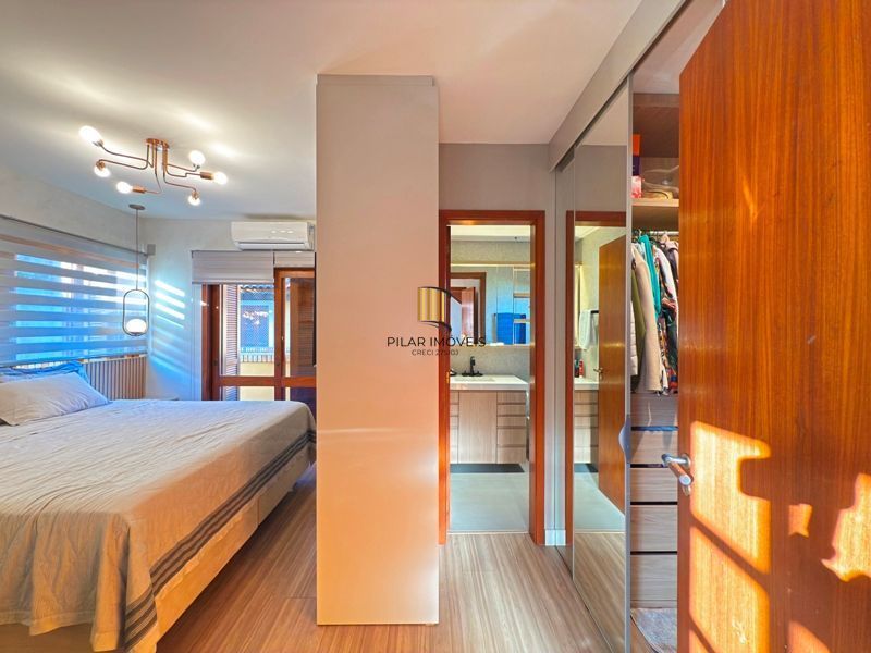 Casa Condominio com 3 dormitórios, sendo 1 suites, 2 vagas - Pedra Redonda