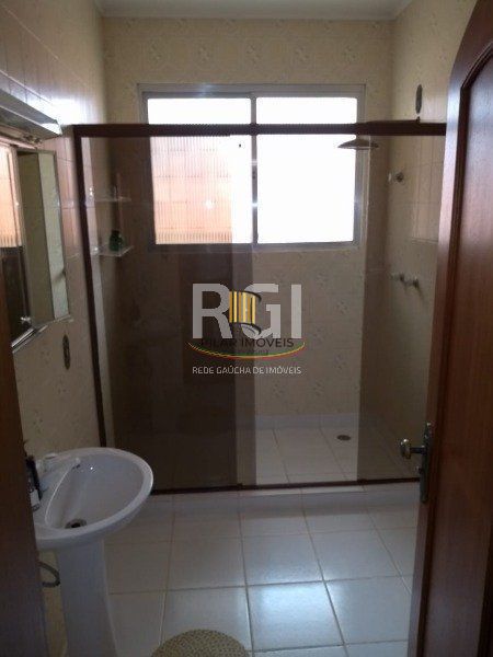 Casa para Venda - 741m², 5 dormitórios, sendo 3 suites, 9 vagas - Espirito Santo