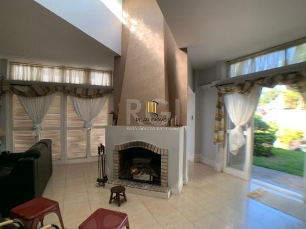 Casa para Venda - 333m², 3 dormitórios, sendo 1 suites, 4 vagas - Ipanema