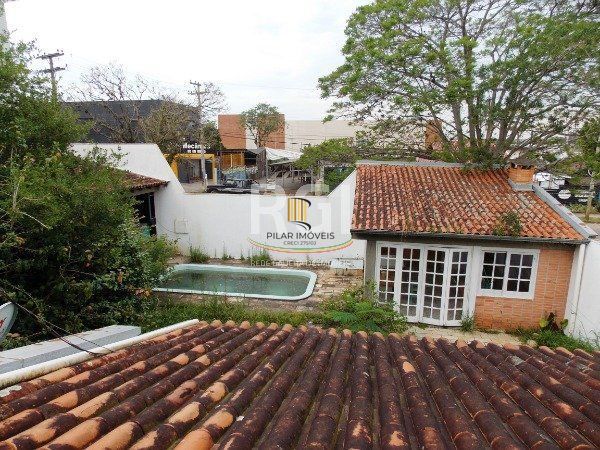 Casa Condominio para Venda - 220m², 3 dormitórios, sendo 1 suites, 4 vagas - Híp