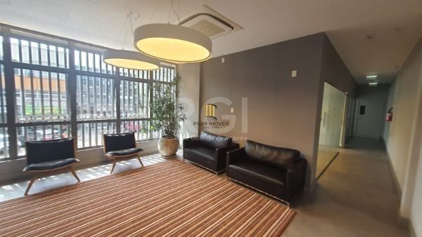 Conjunto/Sala para Venda -, Tristeza