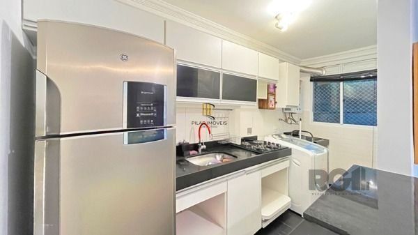 Apartamento em Porto Alegre, no bairro Teresópolis, com 2 dormitório(s), e 2 ban